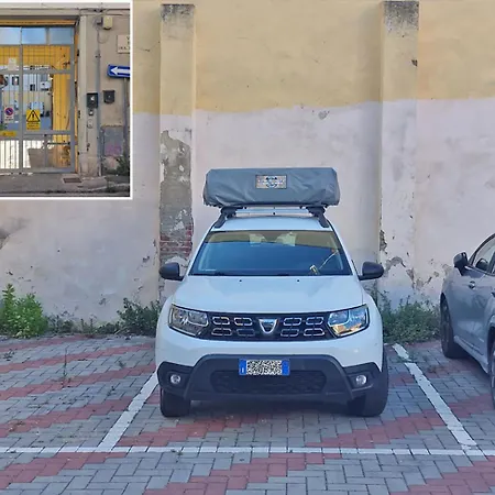 Casa Fortunata Con Parcheggio Διαμέρισμα Λιβόρνο
